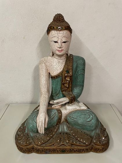 พระไม้แกะสลักจากไม้ท่อนเดียว ศิลปะพม่า รูปที่ 2