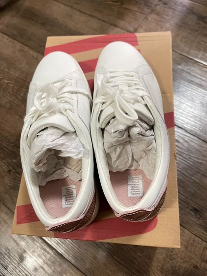รองเท้า Fitflop รุ่น RALLY CRYSTAL-BACKTAB LEATHER TRAINERS รูปที่ 2