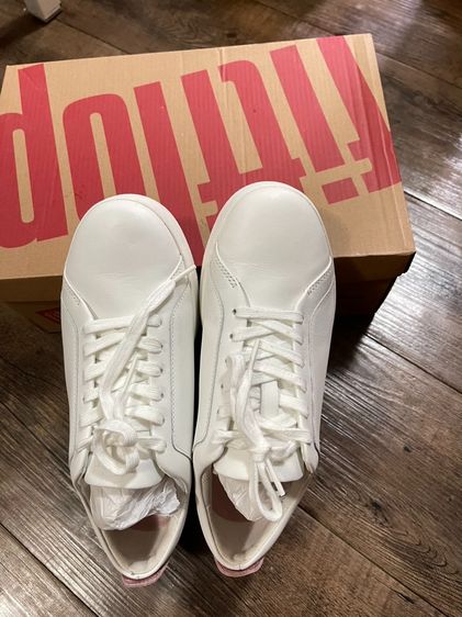 รองเท้า Fitflop รุ่น RALLY CRYSTAL-BACKTAB LEATHER TRAINERS รูปที่ 4