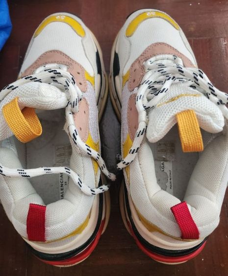รองเท้าผBALENCIAGA  Size 39 รูปที่ 2