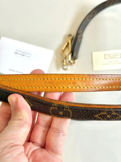 สายจูงน้องหมา Louis Vuitton Monogram แท้ รูปที่ 9