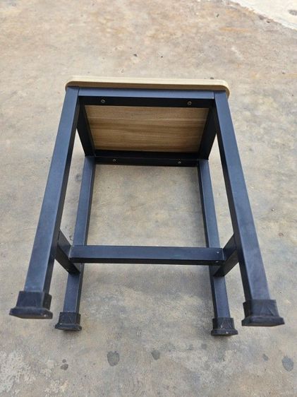 .ชุดโต๊ะอาหารไม้หน้าท๊อป ลามีเนต ขาโต๊ะเป็นเหล็ก ปรับระดับได้อิสระ 4 ขา เก้าอี้ไม้หน้าท็อปลามีเนต ขาโต๊ะเป็นเหล็กมีที่พักเท้า โทร081-6344511 รูปที่ 8