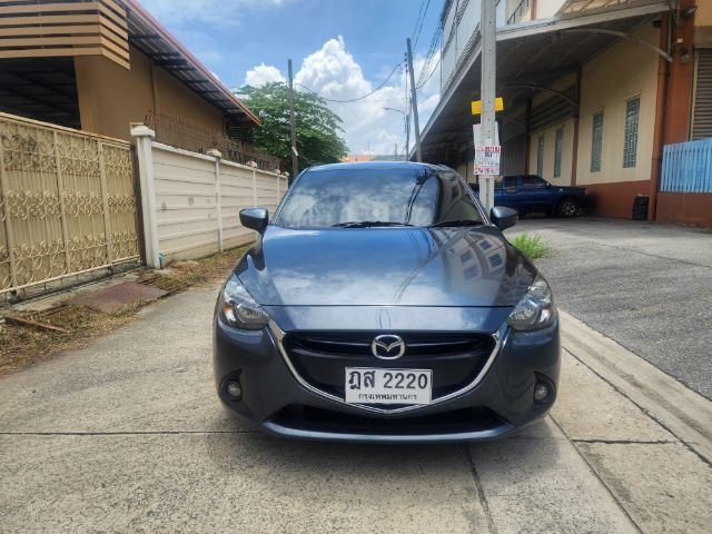 Mazda Mazda 2 2015 1.5 XD High Plus Sedan ดีเซล ไม่ติดแก๊ส เกียร์อัตโนมัติ เทา รูปที่ 2
