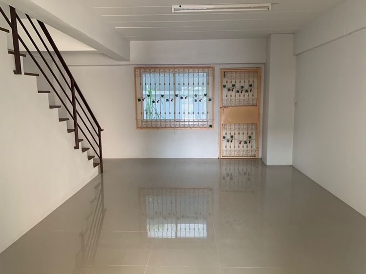 ขายตึกอาคารพาณิชย์ 3 ชั้นครึ่ง ดรีมแลนด์  รูปที่ 3