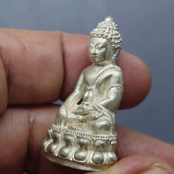 พระกริ่งจีน ตั๊กม้อ เนื้อเงิน ปลุกเสก 2 พิธีใหญ่ 2 แผ่นดินไทย-จีน วัดสุทัศนฯ-วัดกวงซิ่ว เมืองกวงโจว ประเทศจีน ปี2537 พร้อมกล่องเดิม รูปที่ 6