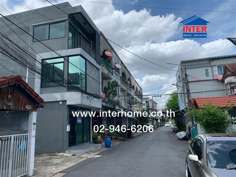 อาคารพาณิชย์ 3 ชั้น 15.9 ตร.ว. หมู่บ้านธนาลักษณ์ ใกล้เซ็นทรัลรามอินทรา ซอยรามอินทรา8 แยก2 ถนนรามอินทรา ถนนพหลโยธิน เขตบางเขน กรุงเทพมหานคร