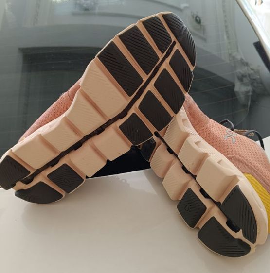 ขาย On Cloud x สี Mocha-sand size 42.5-270cm สภาพดี ของแท้ 100 รูปที่ 6