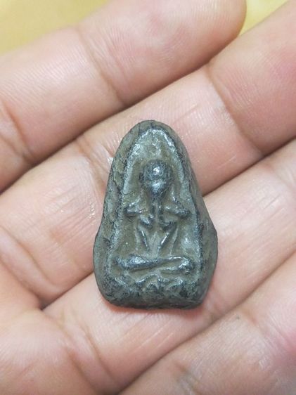 พระปิดตาหลวงพ่อพิณวัดหัวเสือสมุทรปราการ