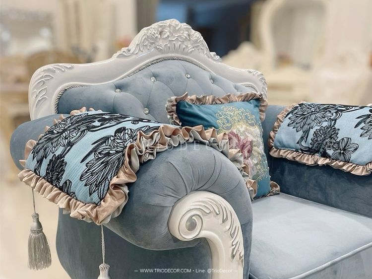 FELICIA-I CLASSIC SOFA SET ชุดโซฟาหลุยส์ 4ชิ้น พร้อมโต๊ะกลางสุดหรู รุ่น เฟลิเซีย-1 รูปที่ 6