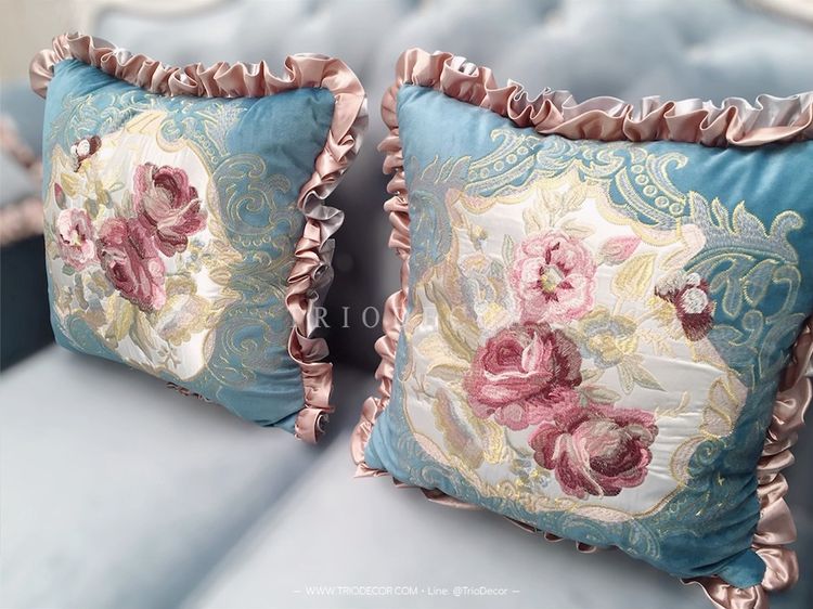 FELICIA-I CLASSIC SOFA SET ชุดโซฟาหลุยส์ 4ชิ้น พร้อมโต๊ะกลางสุดหรู รุ่น เฟลิเซีย-1 รูปที่ 9