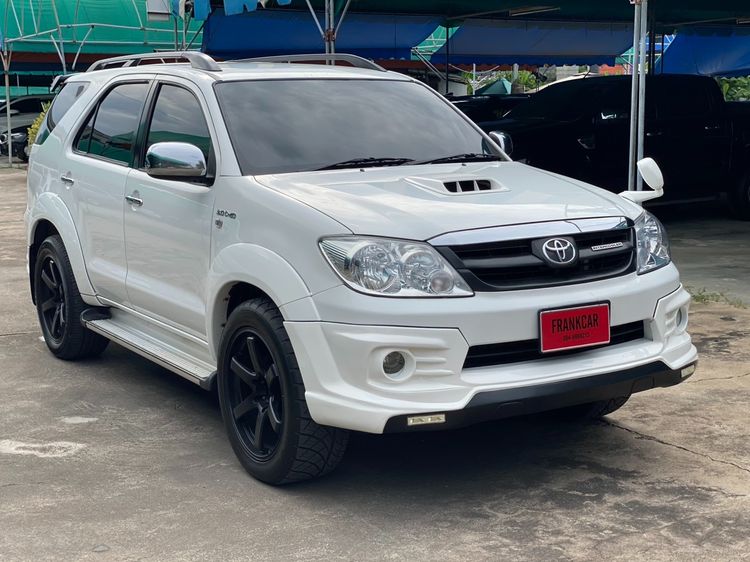 Toyota Fortuner 2008 3.0 TRD Sportivo 4WD Utility-car ดีเซล ไม่ติดแก๊ส เกียร์อัตโนมัติ ขาว รูปที่ 2
