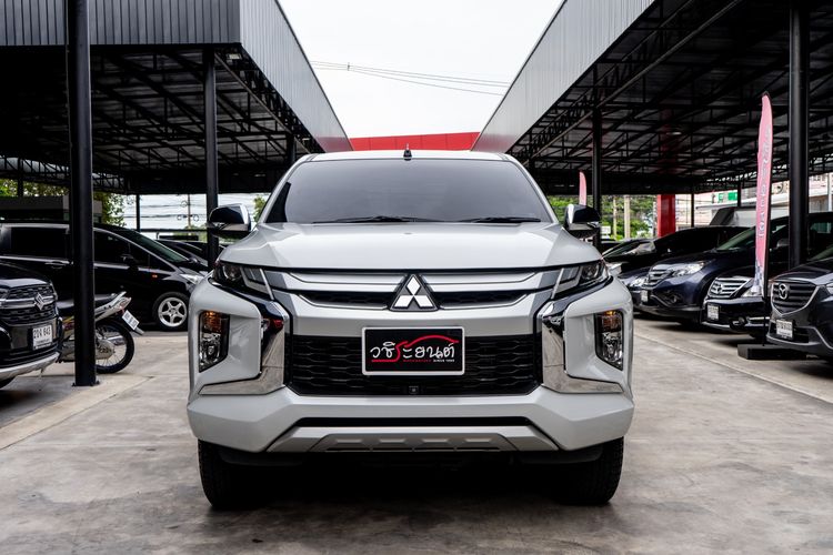 Mitsubishi Triton 2019 All New Double Cab 2.4 GT Plus Pickup ดีเซล เกียร์ธรรมดา ขาว รูปที่ 2