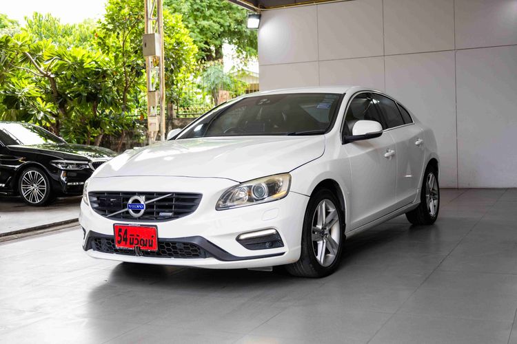 Volvo S60 2014 1.6 Drive Sedan เบนซิน ไม่ติดแก๊ส เกียร์อัตโนมัติ ขาว รูปที่ 3