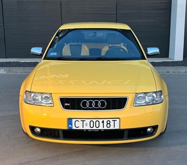 กระจังหน้า Audi S3 8L ปี 2000-2002 พร้อมโลโก้ S3 ปีสุดท้าย ของแท้ สภาพสวยๆ ประมูลมาไม่เคยใช้งาน และไฟเลี้ยวข้างแก้มบังโคลนหน้า สีขาว ของแท้ รูปที่ 14