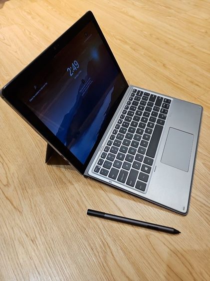 ปล่อยขายของ เก็บสะสม Dell latitude 7200 2-in-1 detachable พร้อมอุปกรณ์ครบชุด