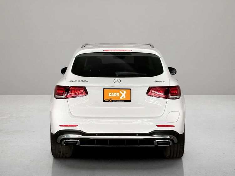 Mercedes-Benz GLC-Class 2021 GLC300 Utility-car ปลั๊กอินไฮบริด (PHEV) ไม่ติดแก๊ส เกียร์อัตโนมัติ ขาว รูปที่ 3