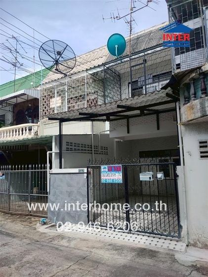 ไม่ใช่ ทาวน์เฮ้าส์ 2 ชั้น 18 ตร.ว. ทาวน์เฮ้าส์ ซอยประชาราษฎร์ ซอย10 ถนนประชาราษฎร์ สาย1 ถนนประชาชื่น เขตบางซื่อ กรุงเทพมหานคร