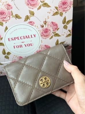 กระเป๋าสตางค์ Tory Burch 