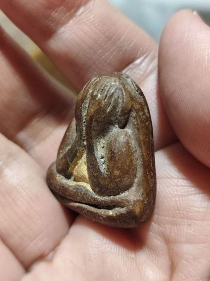 พระปิดตา เนื้อกะลา ไม่ทราบที่มา รูปที่ 3