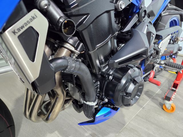 KAWASAKI Z900 SE ABS รูปที่ 16