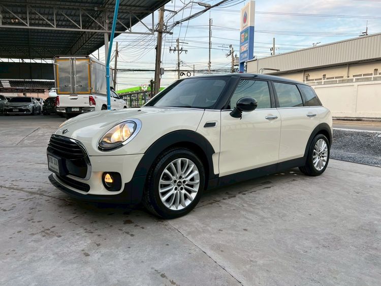Mini CLUBMAN 2018 1.5 Sedan เบนซิน ไม่ติดแก๊ส เกียร์อัตโนมัติ ขาว รูปที่ 2