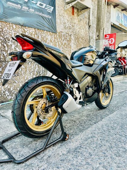 Honda CBR150R ปี2018 ทรง Sport เรือนไมล์ดิจิตอล สด-ผ่อน รูปที่ 4