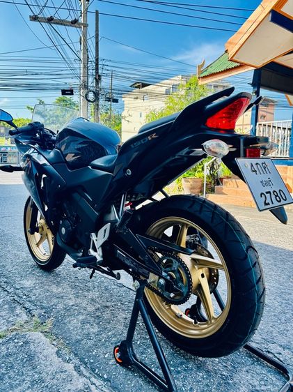 Honda CBR150R ปี2018 ทรง Sport เรือนไมล์ดิจิตอล สด-ผ่อน รูปที่ 6