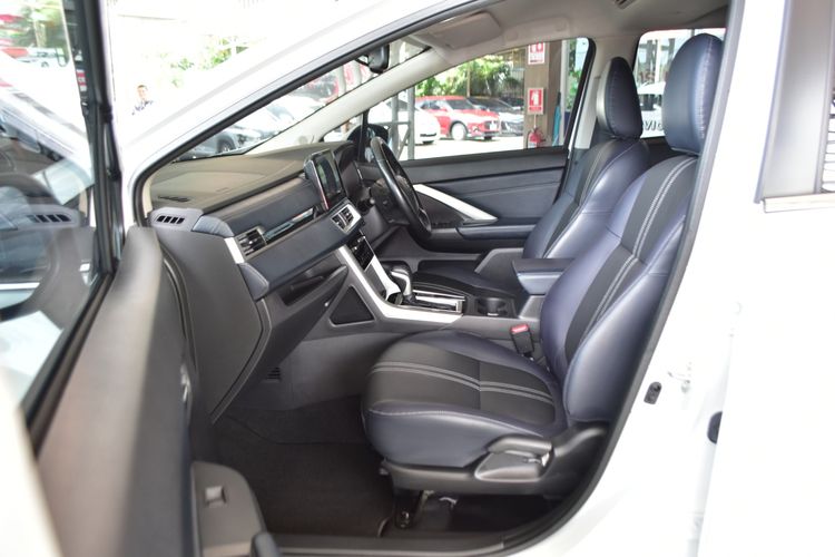 Mitsubishi Xpander 2024 1.5 Cross Utility-car เบนซิน ไม่ติดแก๊ส เกียร์อัตโนมัติ ขาว รูปที่ 3