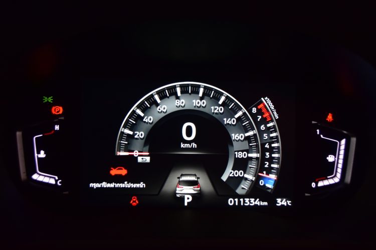 Mitsubishi Xpander 2024 1.5 Cross Utility-car เบนซิน ไม่ติดแก๊ส เกียร์อัตโนมัติ ขาว รูปที่ 2