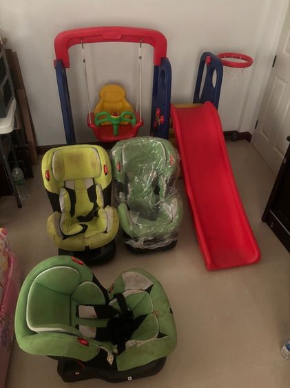 ของเล่นเสริมทักษะและการเรียนรู้ สไลด์เดอร์และชิงช้า คาร์ชีท เบาะนั่งเด็ก