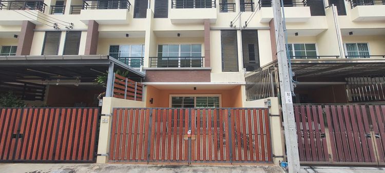 ด่วน หลังสุดท้ายโครงการ บ้านใหม่ ทาวน์โฮม 3 ชั้น สนามบินน้ำ