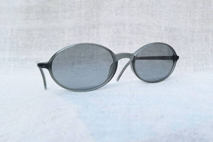 แว่นตาหัตถศิลป์แบรนด์สุดท้ายในชีวิต จอห์น เลนนอน ฮาคุซัน เมกาเนะ โมเดลอมตะ–วงรี–คลาสสิค เลนส์กระจกคริสตัลญี่ปุ่น สีเทาท้องฟ้า...Authentic Vintage HAKUSAN MEGANE Handcrafted in Ueno, Japan รูปที่ 12