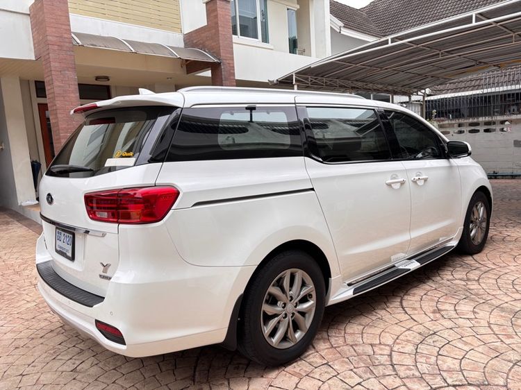 Kia Grand Carnival 2019 2.2 EX Van ดีเซล ไม่ติดแก๊ส เกียร์อัตโนมัติ ขาว รูปที่ 3