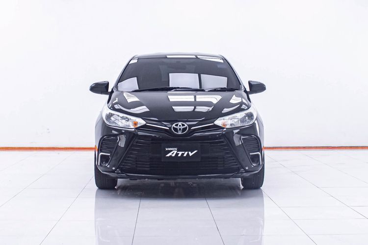 Toyota Yaris ATIV 2021 1.2 Entry Sedan เบนซิน ไม่ติดแก๊ส เกียร์อัตโนมัติ ดำ รูปที่ 4