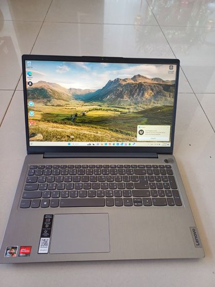 ขายโน๊ตบุ๊คเลโนโว Notebook Lenovo IdeaPad1 Ryzen 7 5700U Ram 8GB จอ 15.6 การ์ดจอแยก AMD ที่ชาร์จ กระเป๋า สภาพสวย เล่นเกมออนไลน์  สนใจคุยได้ค รูปที่ 2