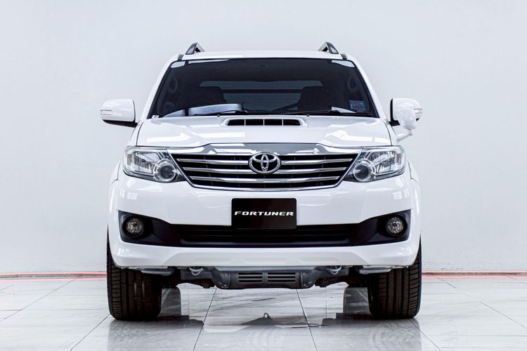 Toyota Fortuner 2014 2.5 V Utility-car ดีเซล ไม่ติดแก๊ส เกียร์อัตโนมัติ ขาว รูปที่ 4