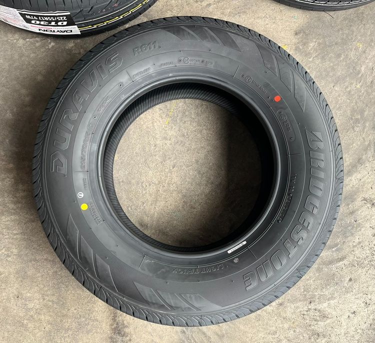 💥ปี 25💥✨ยางใหม่💯✨215-70-15 Bridgestone💖ใหม่กริ๊บ💖 รูปที่ 2