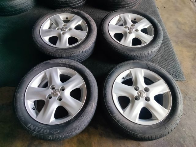 ล้อแม็กซ์โตโยต้าวีออสขอบ15 4รู100พร้อมยา