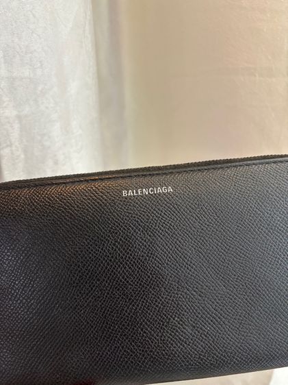 กระเป๋าสตางค์ BALENCIAGA WA006543 ของแท้ ไม่มีอุปกรณ์อื่นๆเพราะหาไม่เจอแล้ว  รูปที่ 4