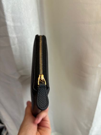 กระเป๋าสตางค์ BALENCIAGA WA006543 ของแท้ ไม่มีอุปกรณ์อื่นๆเพราะหาไม่เจอแล้ว  รูปที่ 3