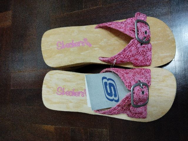 รองเท้า Skechers ใหม่ สวย  รูปที่ 2