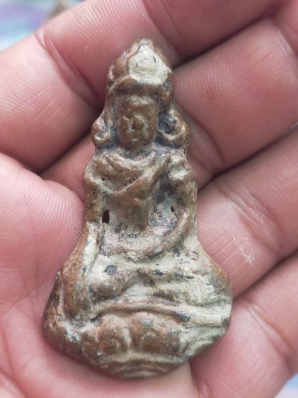 พระกรุสนิมแดงเก่า