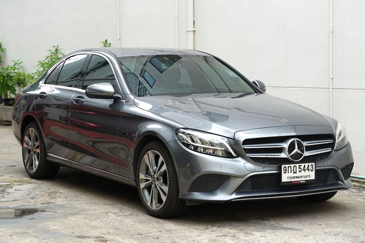 รถ Mercedes-Benz C-Class C300 สี เทา
