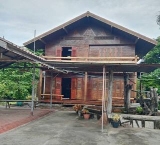 ขายบ้านไม้พร้อมที่ดิน 3 ไร่ 3 งาน บ้านสวยไม้สักทอง พร้อมอยู่ ตำบลตลิ่งชัน เมืองสุพรรณบุรี