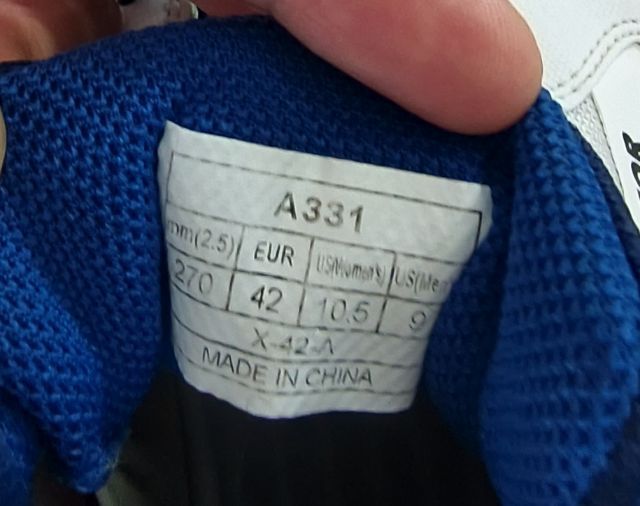 รองเท้าแบด Victor ผู้ชาย เบอร์ 42 รูปที่ 4