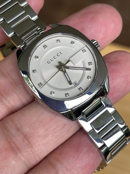 GUCCI GG2570 G Frame 29 mm Diamond Stainless Steel White Dial YA142504 รูปที่ 9