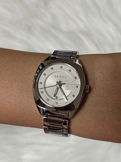 GUCCI GG2570 G Frame 29 mm Diamond Stainless Steel White Dial YA142504 รูปที่ 15