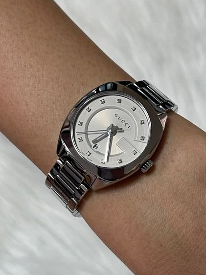 GUCCI GG2570 G Frame 29 mm Diamond Stainless Steel White Dial YA142504 รูปที่ 12