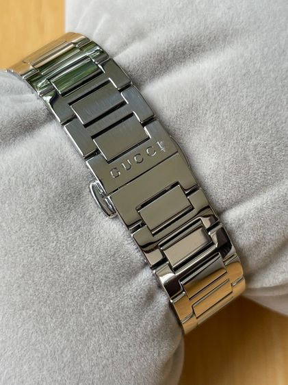 GUCCI GG2570 G Frame 29 mm Diamond Stainless Steel White Dial YA142504 รูปที่ 7
