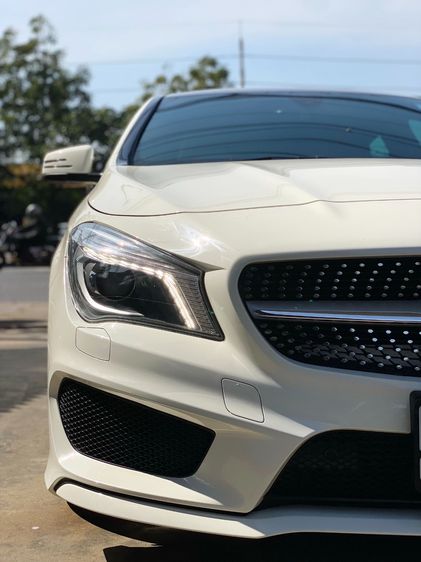 Mercedes-Benz CLA-Class 2018 CLA250 AMG Sedan เบนซิน ไม่ติดแก๊ส เกียร์อัตโนมัติ ขาว รูปที่ 3
